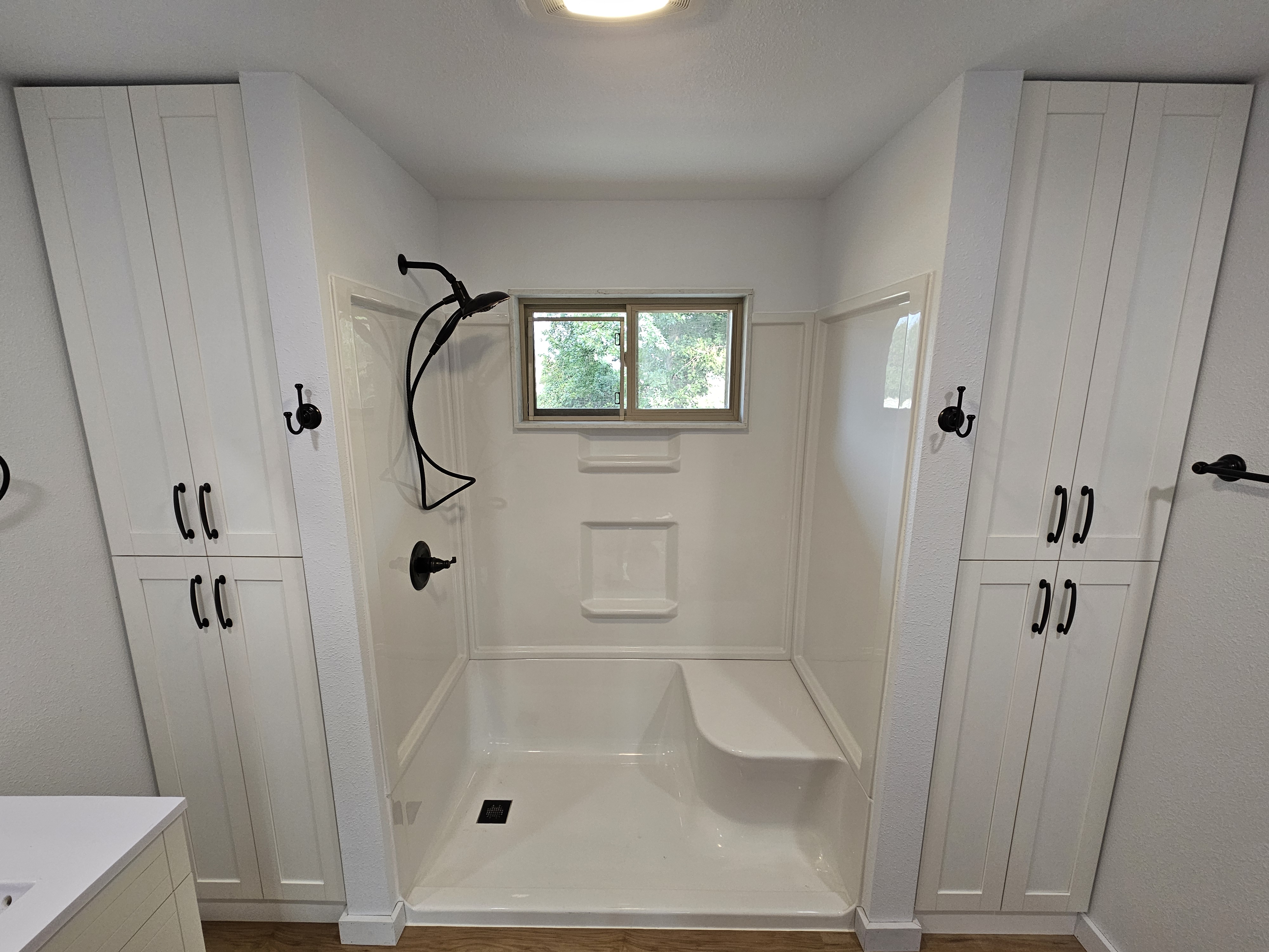 Closet storage cabinetry